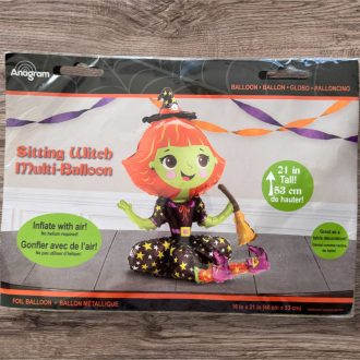 Halloween ülő boszorkány lufi