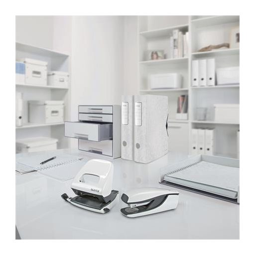 Spirálfüzet, A4, vonalas, 80 lap, LEITZ "Wow", fehér