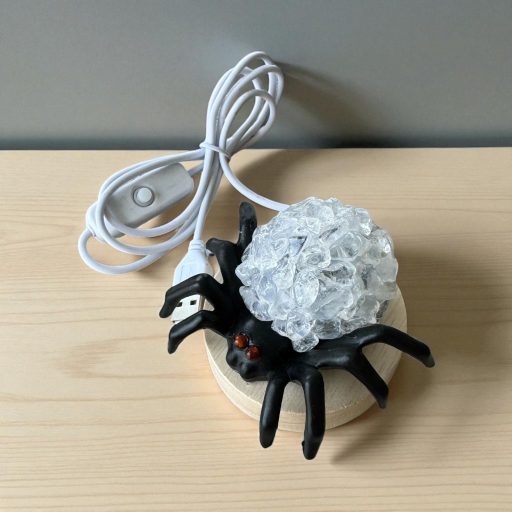 Hegyikristály Pók Lámpa – Természetes fény és harmónia egyben