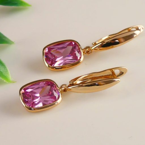 Rózsaszín fülbevaló