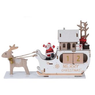   Dekorációs figura, adventi naptár (fehér Mikulás szán rénszarvassal, LED világítású kis házikóval, Merry Christmas felirattal)