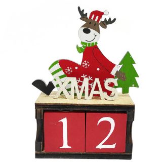   Dekorációs figura, adventi naptár (rénszarvas zöld fenyővel, XMAS felirattal)