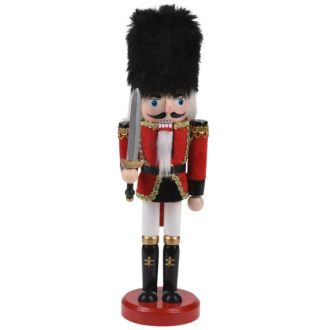   Diótörő karddal (piros ruhában, fekete szőrme kalappal, 25 cm-es)