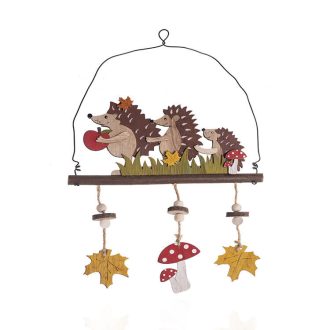 Ajtódísz (3 süni almával)