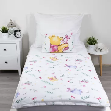   Disney Micimackó Pooh Hugs gyerek, ovis ágyneműhuzat 100×135 cm, 40×60 cm
