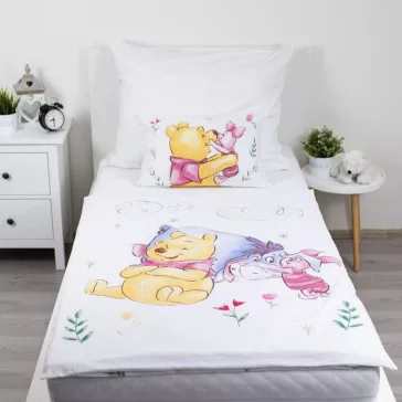   Disney Micimackó Pooh Hugs gyerek, ovis ágyneműhuzat 100×135 cm, 40×60 cm