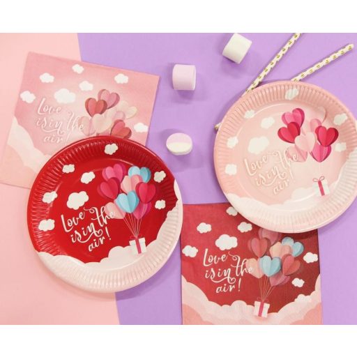 Szerelem Love Is In The Air Red papírtányér 6 db-os 18 cm
